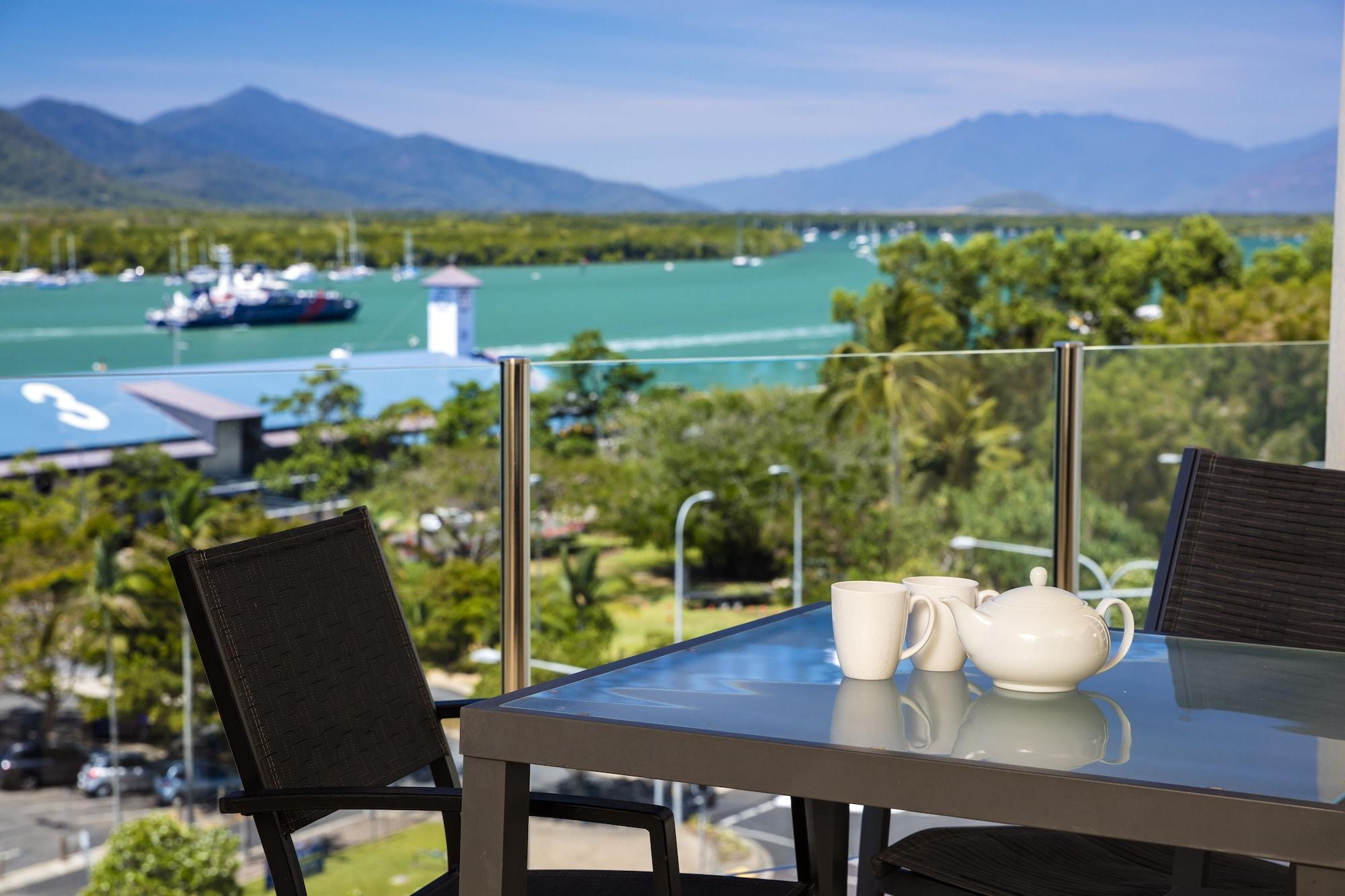 Jack And Newell Holiday Apartments Cairns Bagian luar foto