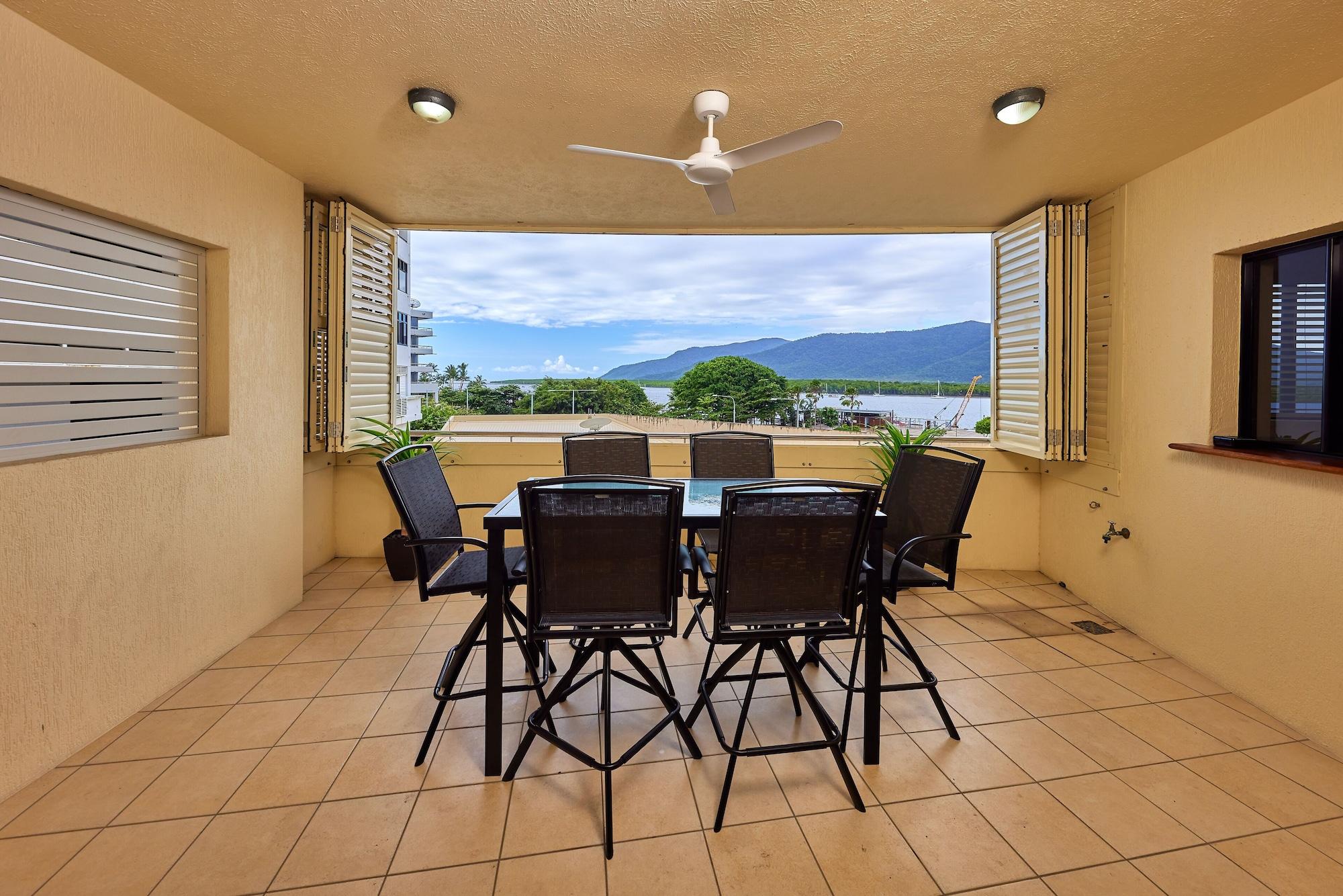 Jack And Newell Holiday Apartments Cairns Bagian luar foto