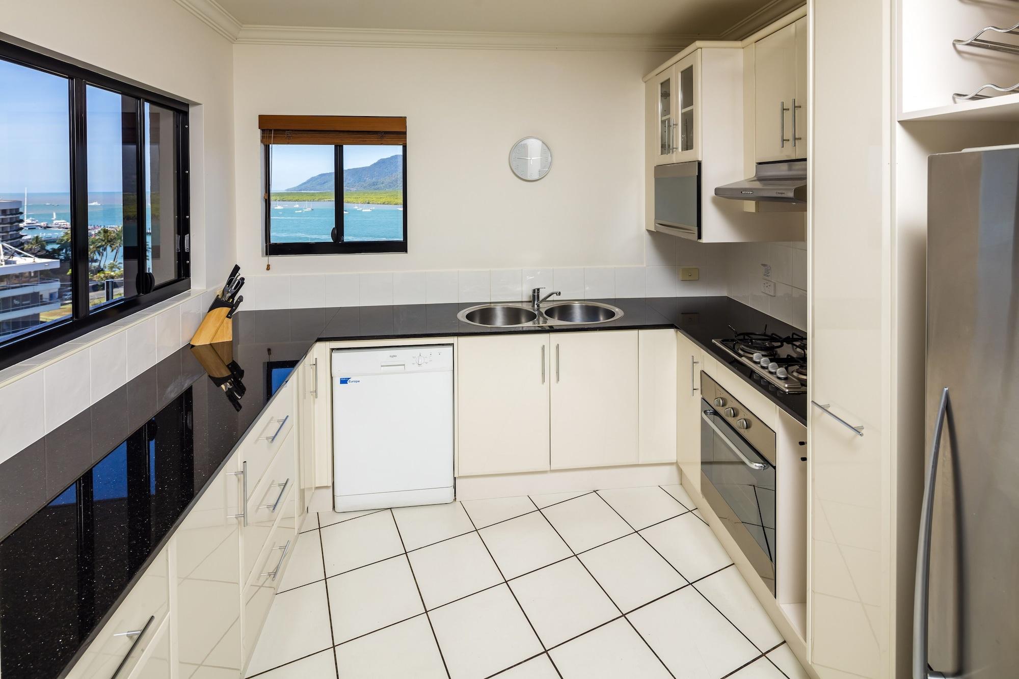 Jack And Newell Holiday Apartments Cairns Bagian luar foto